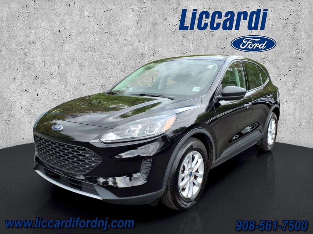 Certified 2022 Ford Escape S FWD image 3