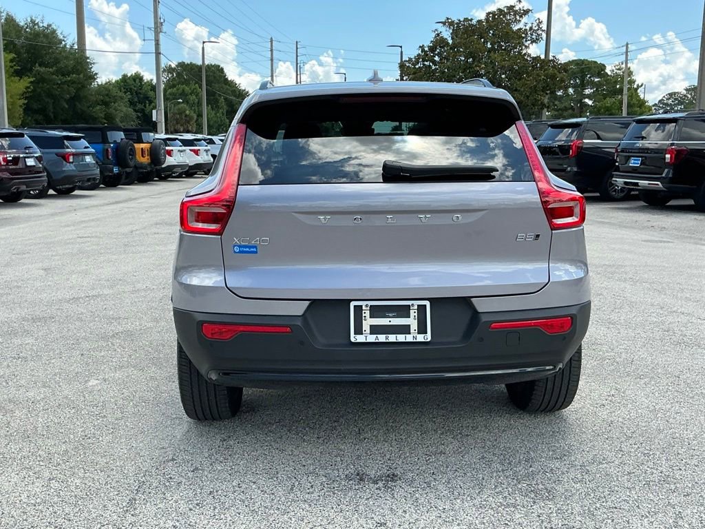 Used 2026 Volvo XC40 B5 Plus AWD/4WD image 5