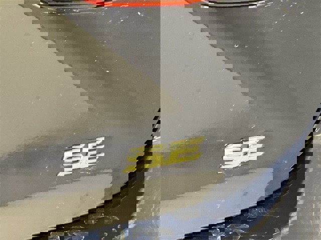 Used 2025 Toyota Camry SE image 6