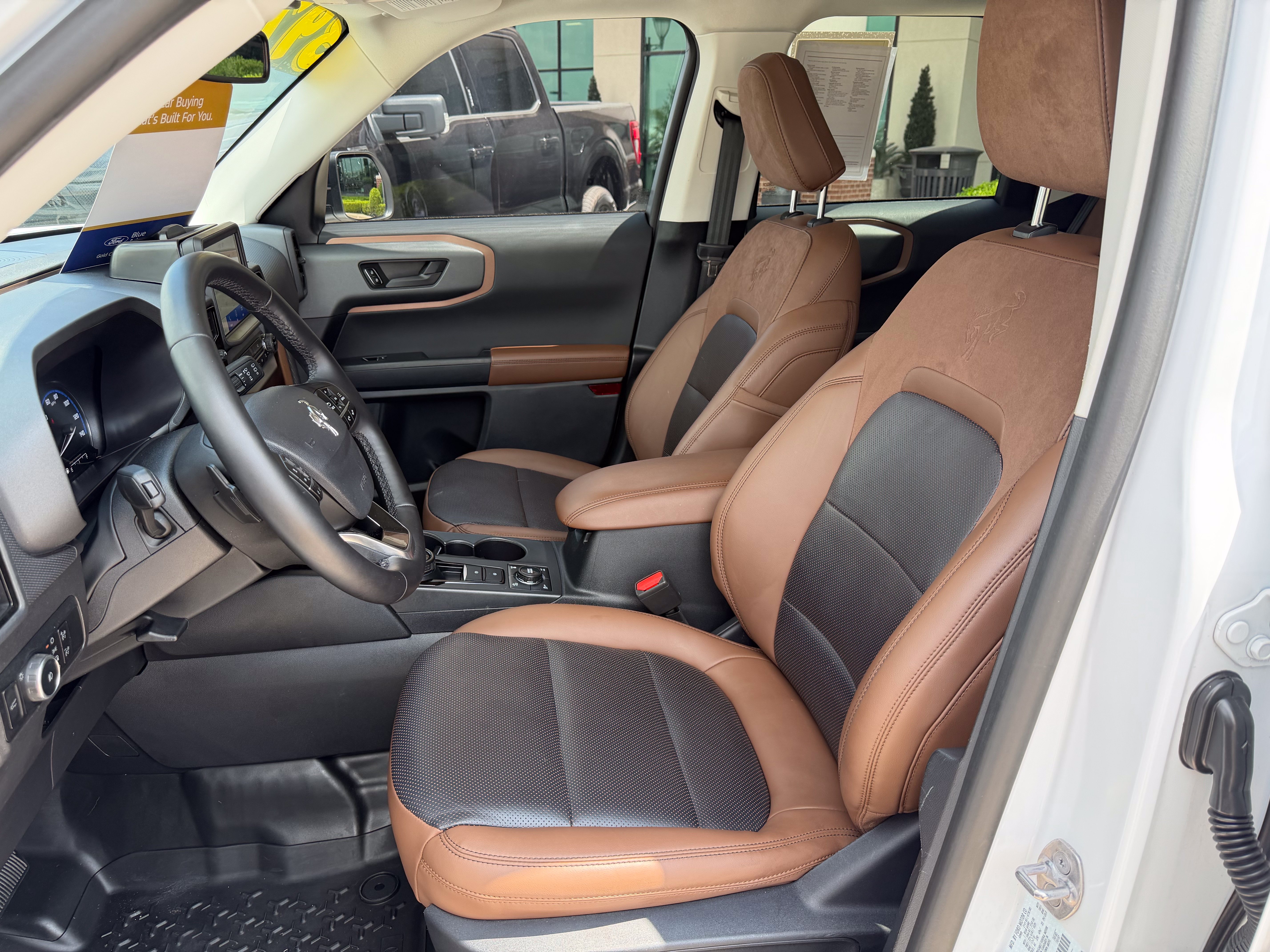 Certified 2024 Ford Bronco Sport Badlands w/ Premium Package AWD/4WD image 30