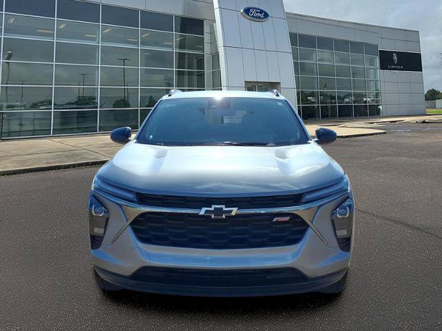 Used 2025 Chevrolet Trax RS w/ Driver Confidence Package FWD image 12