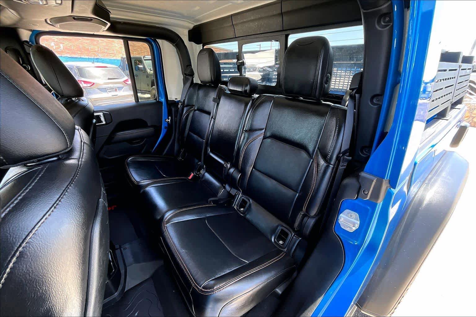 Used 2023 Jeep Gladiator Mojave w/ Cold Weather Group AWD/4WD image 16