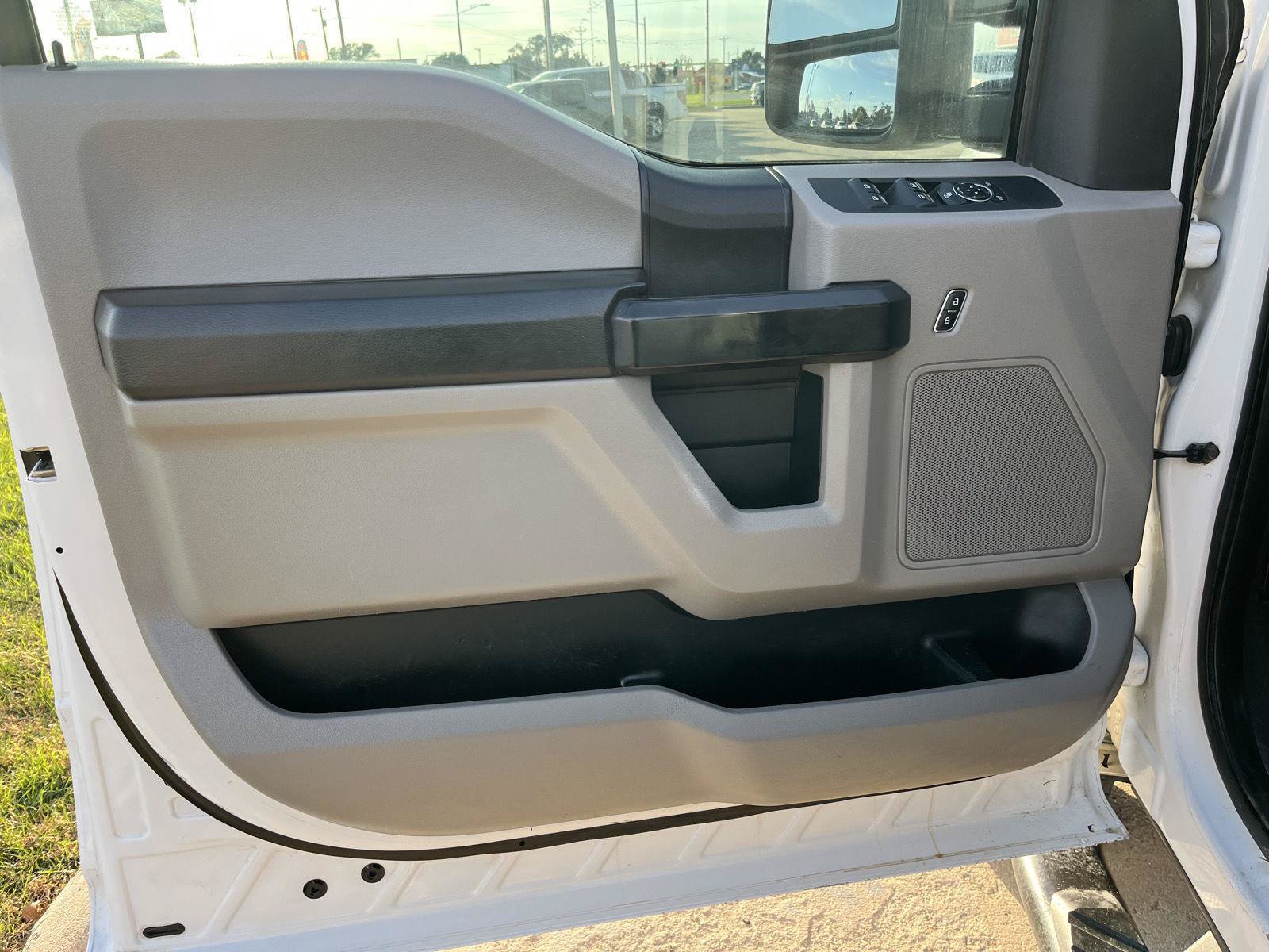 Certified 2018 Ford F250 XL w/ Power Equipment Group AWD/4WD image 13