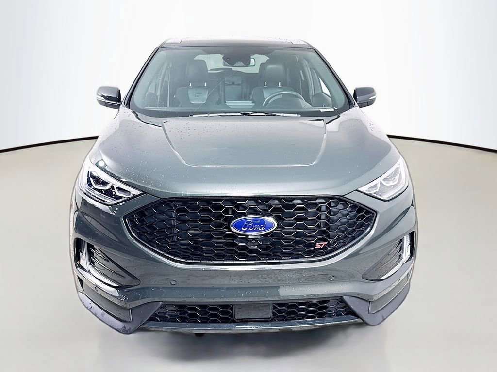 Certified 2022 Ford Edge ST w/ Equipment Group 401A image 8