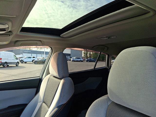 Used 2019 Subaru Crosstrek 2.0i Premium w/ Moonroof Package image 14