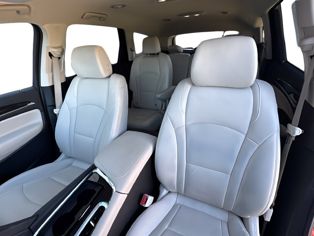 Used 2023 Buick Enclave Essence FWD image 10