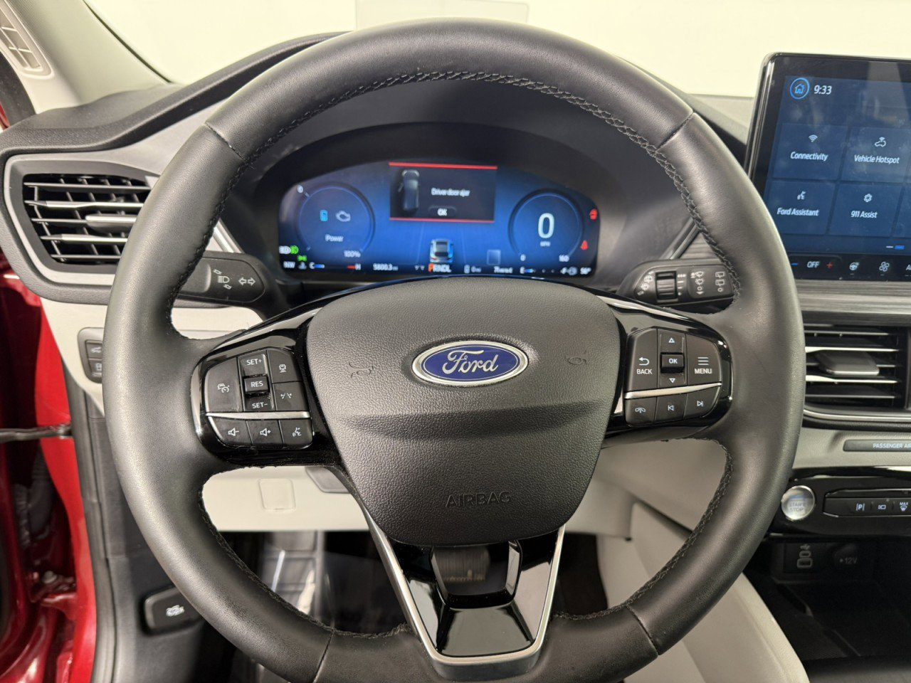 Certified 2025 Ford Escape SE w/ PHEV Premium Package FWD image 23