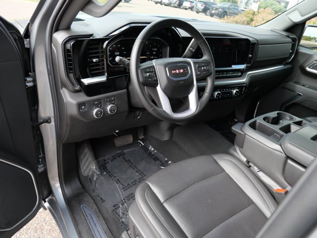 Used 2026 GMC Sierra 1500 SLT AWD/4WD image 14