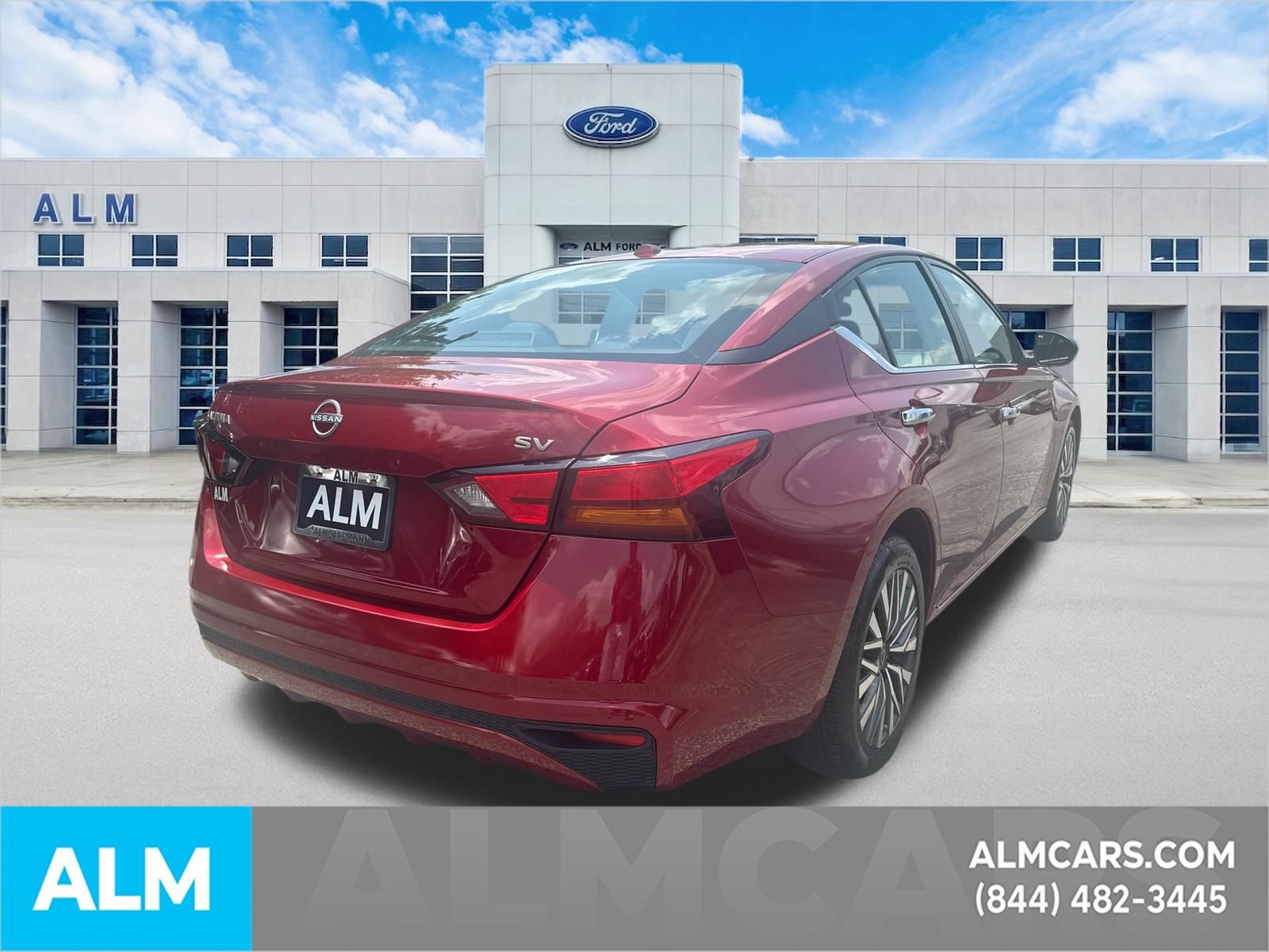 Used 2024 Nissan Altima 2.5 SV FWD image 5