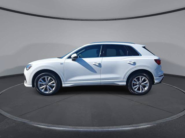 Used 2025 Audi Q3 2.0T Premium AWD/4WD image 5