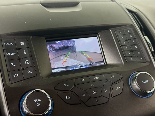 Certified 2019 Ford Edge SE image 13