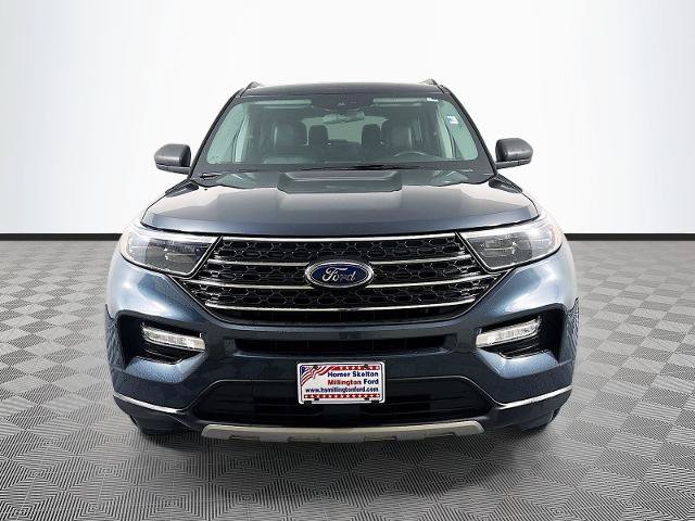 Certified 2022 Ford Explorer XLT w/ Equipment Group 202A AWD/4WD image 2
