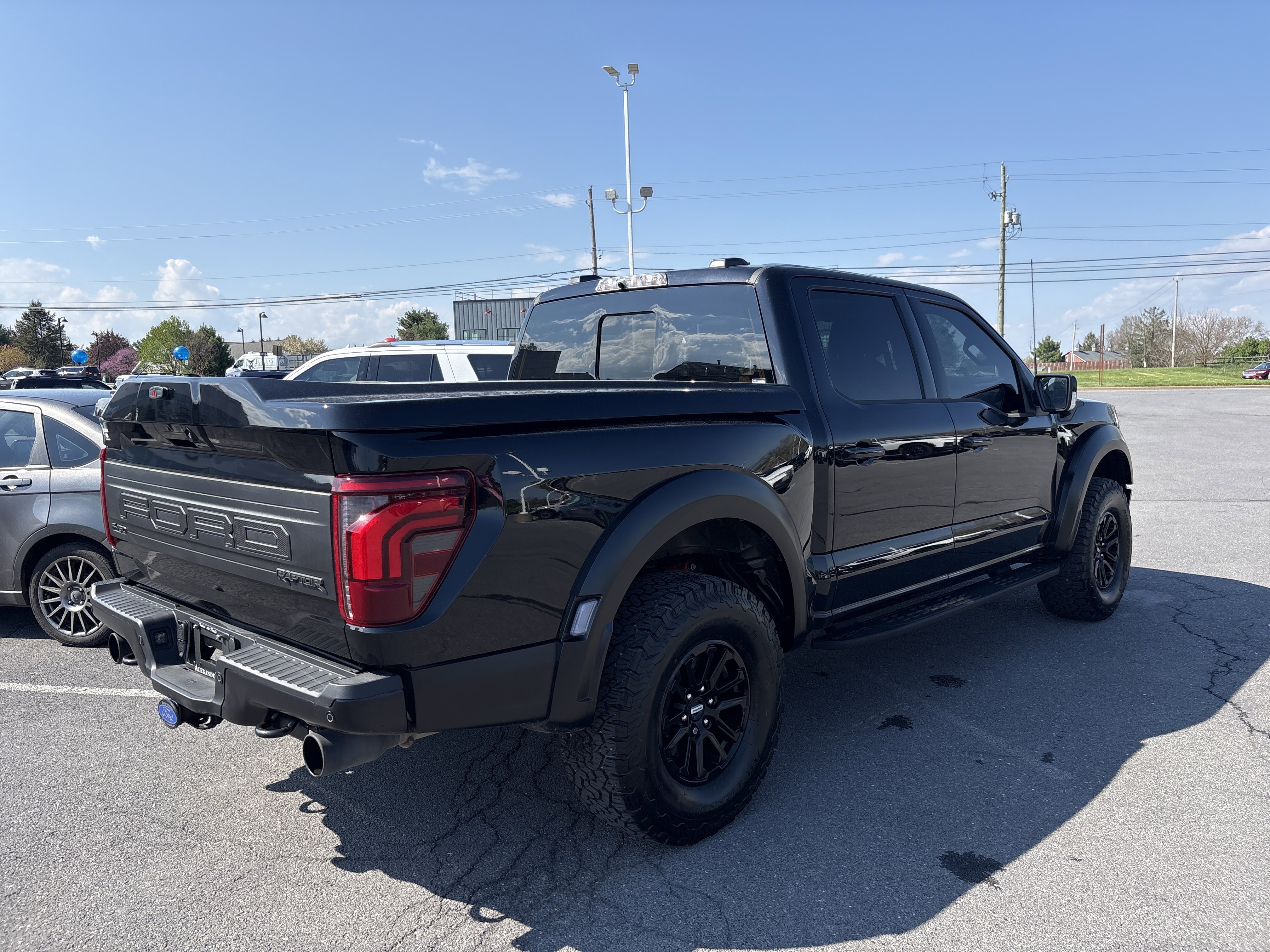 Certified 2025 Ford F150 Raptor AWD/4WD video 3