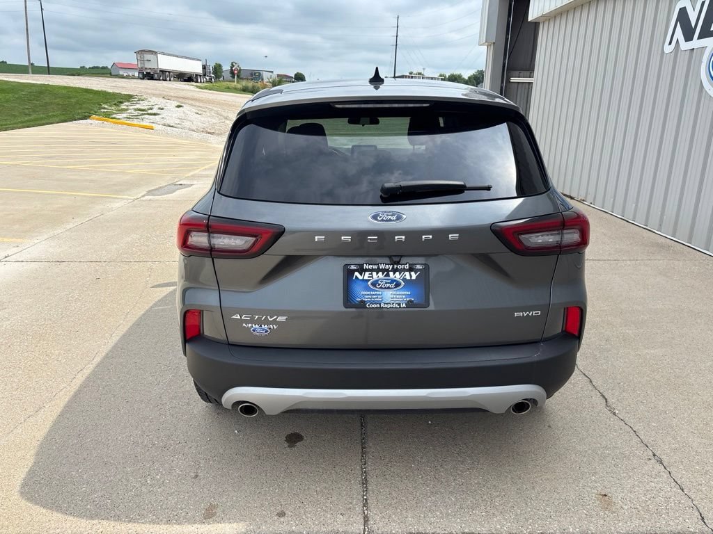 Certified 2025 Ford Escape Active AWD/4WD image 6