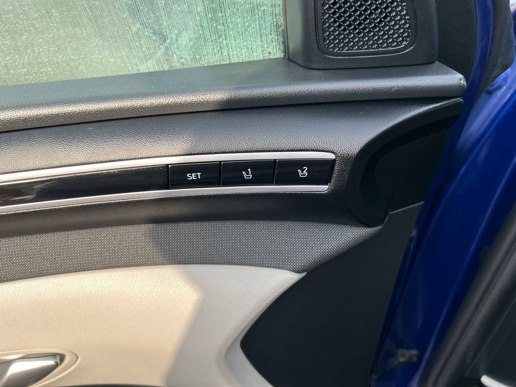 Used 2022 Hyundai Tucson Limited AWD/4WD image 16