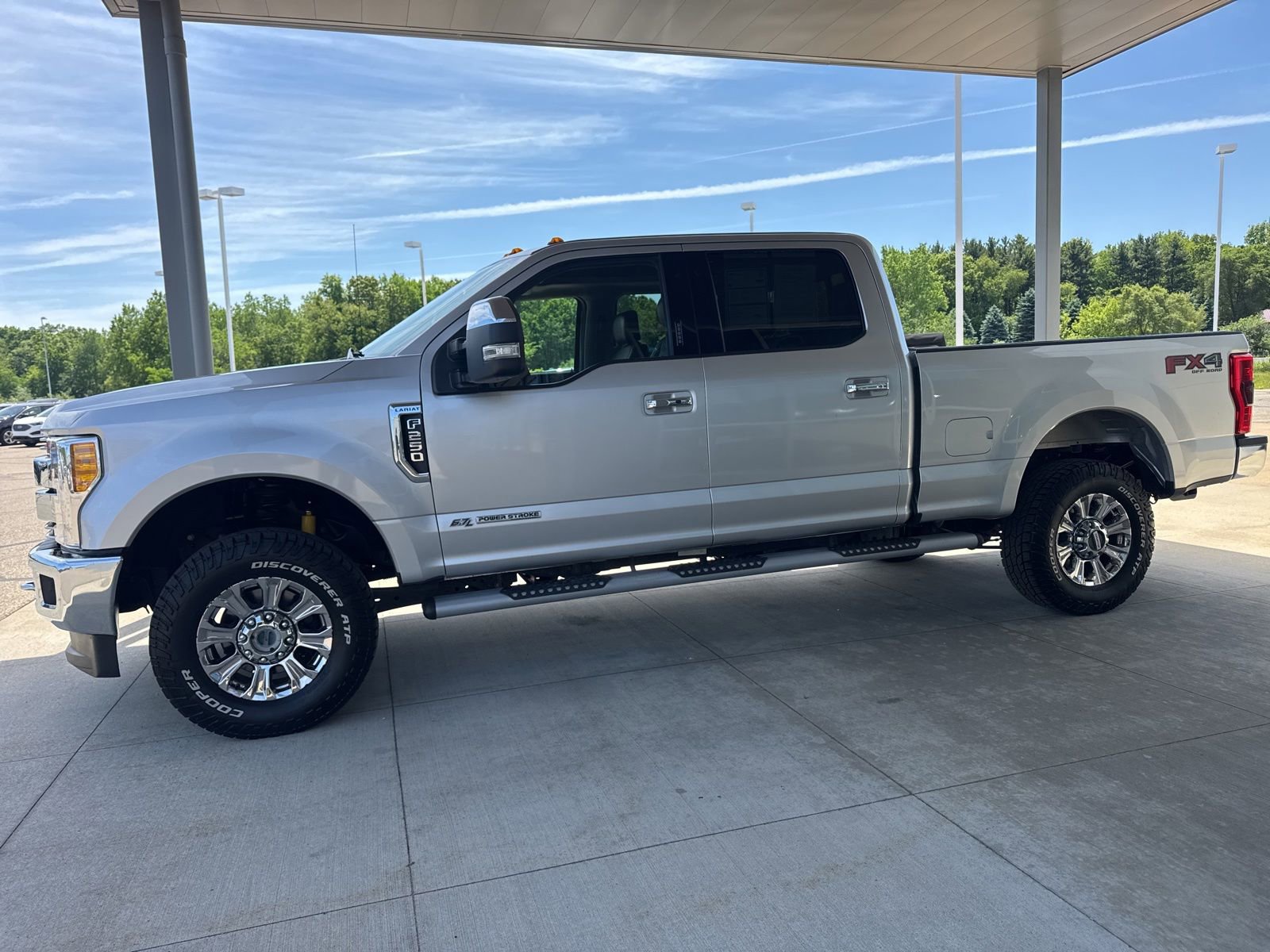 Certified 2017 Ford F250 Lariat w/ Lariat Ultimate Package AWD/4WD image 4
