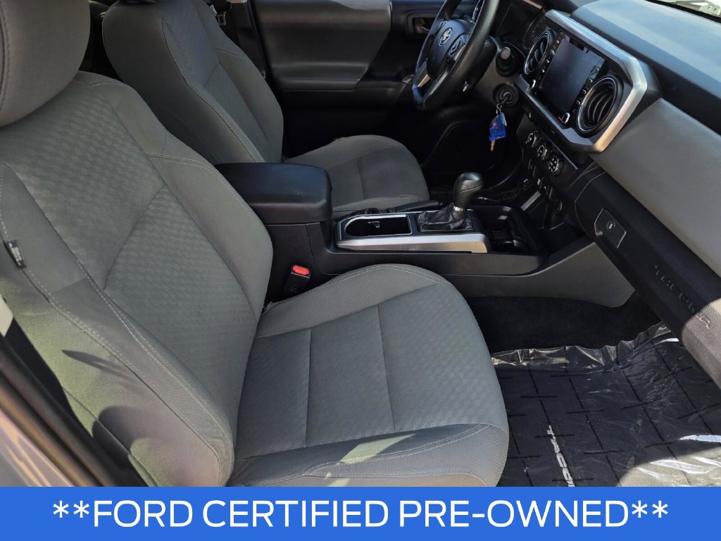 Used 2020 Toyota Tacoma SR5 RWD image 30