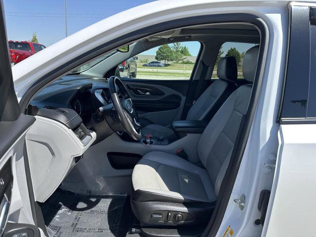 Used 2022 GMC Terrain SLT w/ Infotainment Package II AWD/4WD image 17