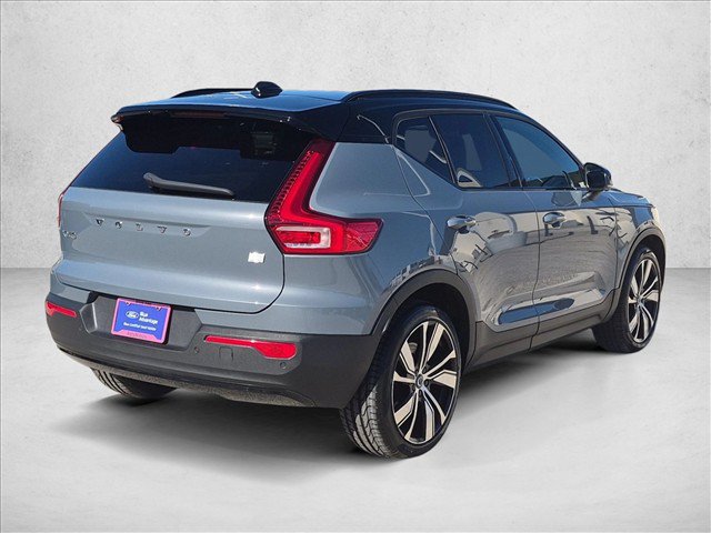 Used 2021 Volvo XC40 P8 Recharge w/ Advanced Package AWD/4WD image 5