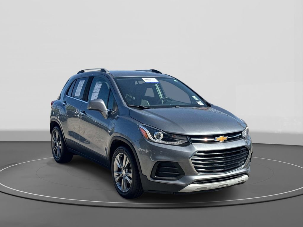 Used 2020 Chevrolet Trax LT w/ Driver Confidence Package image 5