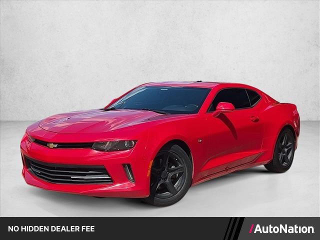 Used 2018 Chevrolet Camaro LT RWD image 1