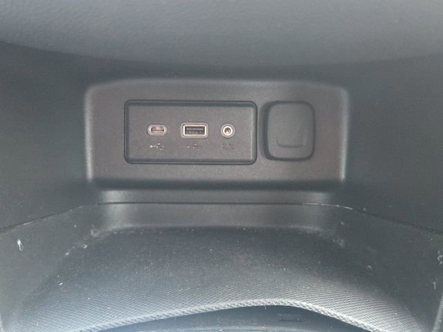 Used 2024 Chevrolet Equinox LT w/ Driver Convenience Package FWD image 33