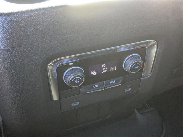 Used 2023 Chevrolet Tahoe Z71 image 23