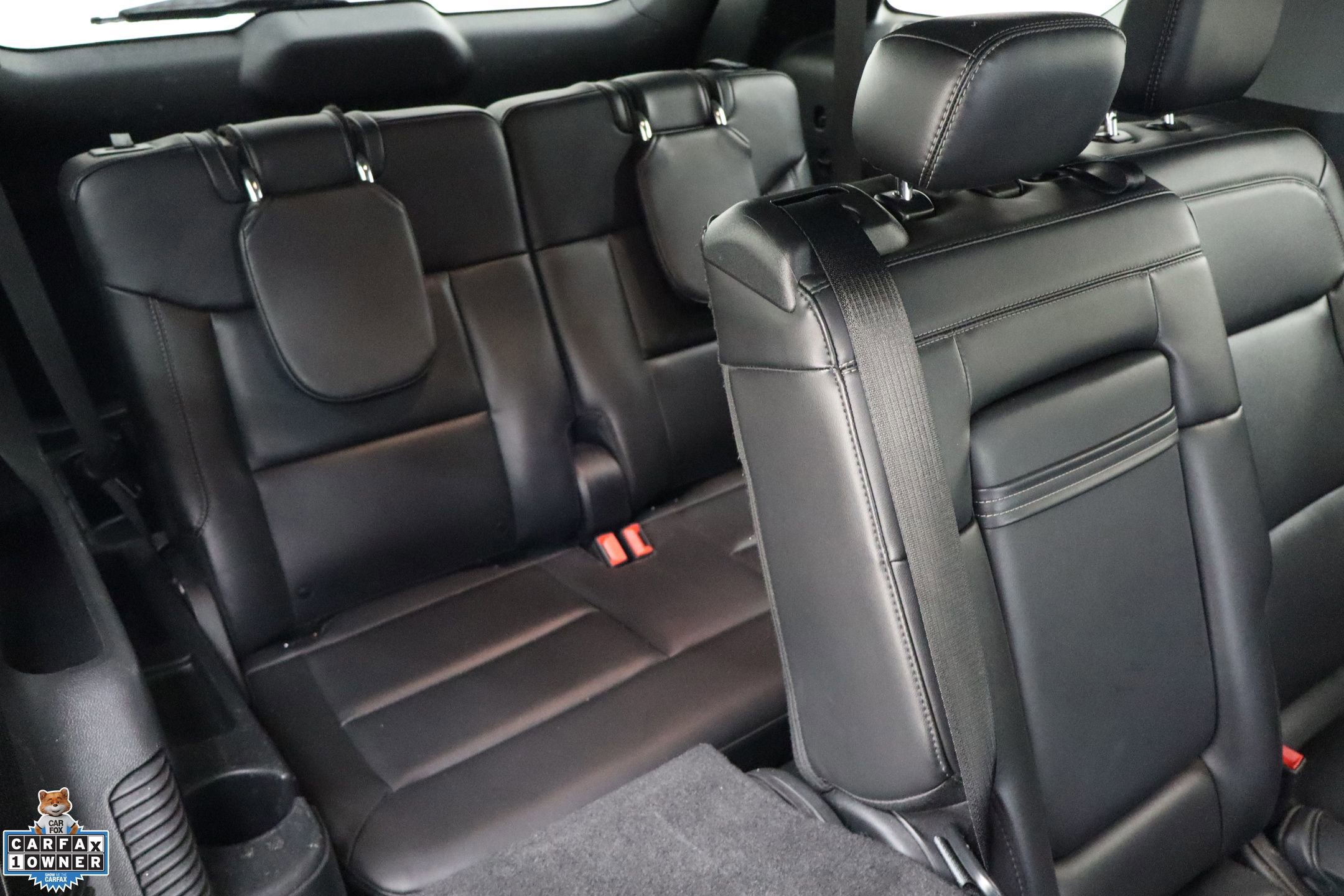 Certified 2024 Ford Explorer XLT w/ Equipment Group 202A image 28