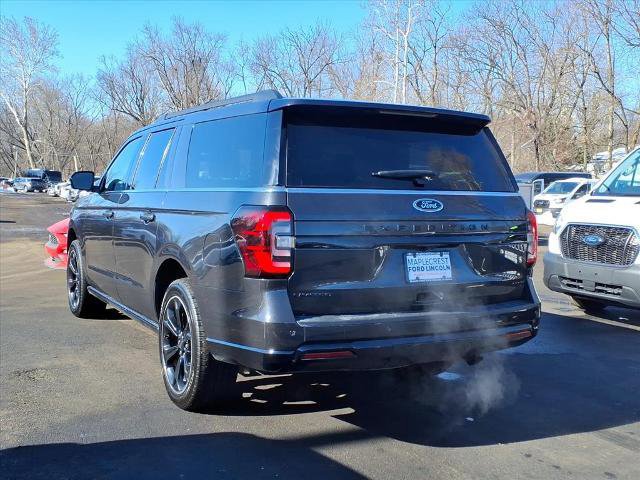 Certified 2022 Ford Expedition Max Limited image 3