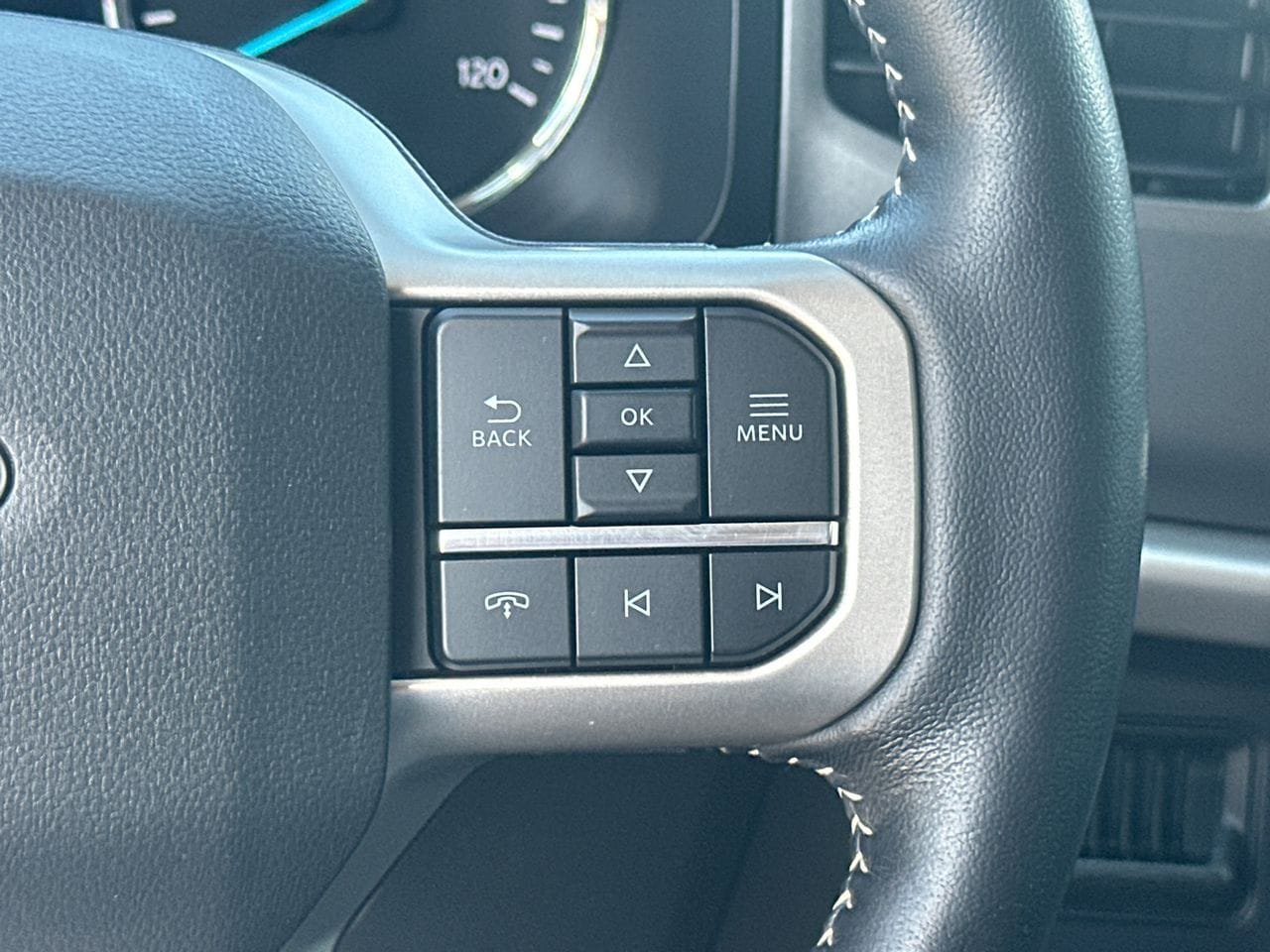 Certified 2022 Ford Expedition XLT RWD image 27