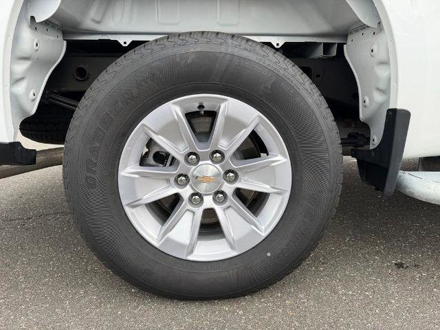 Used 2025 Chevrolet Silverado 1500 W/T image 10