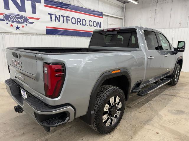 Used 2024 GMC Sierra 2500 Denali w/ Technology Package AWD/4WD image 9