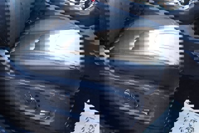 Certified 2017 Ford Edge Titanium w/ Equipment Group 301A image 12