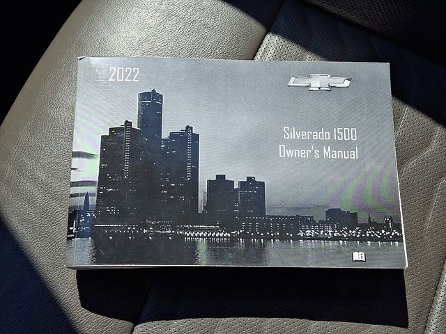 Used 2022 Chevrolet Silverado 1500 ZR2 w/ Technology Package image 25