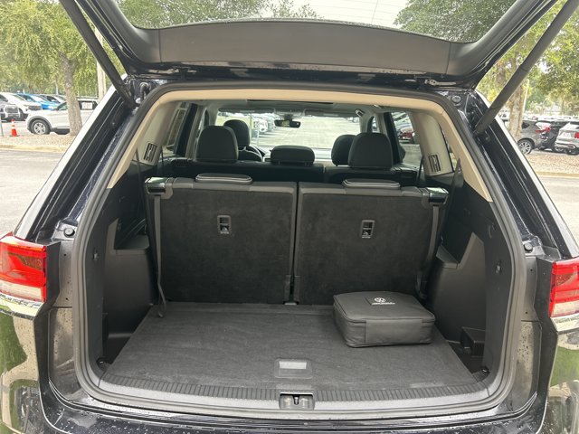 Used 2023 Volkswagen Atlas SEL AWD/4WD image 18
