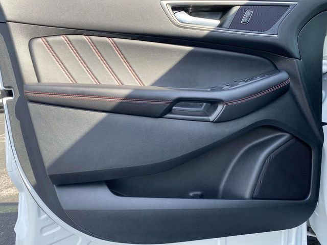 Certified 2022 Ford Edge ST-Line AWD/4WD image 21