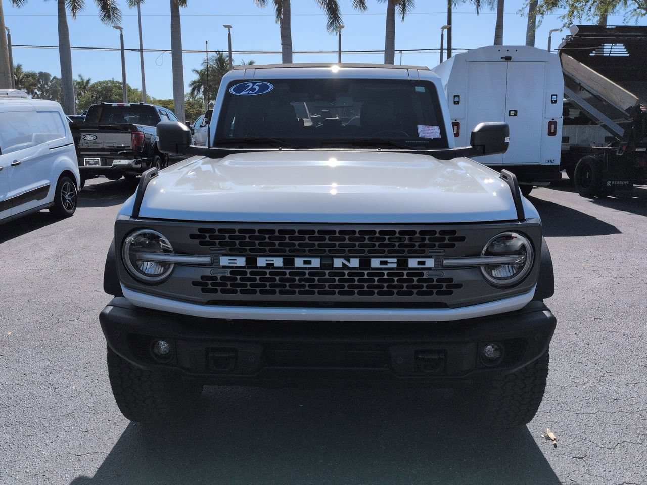 Certified 2025 Ford Bronco Badlands AWD/4WD image 9