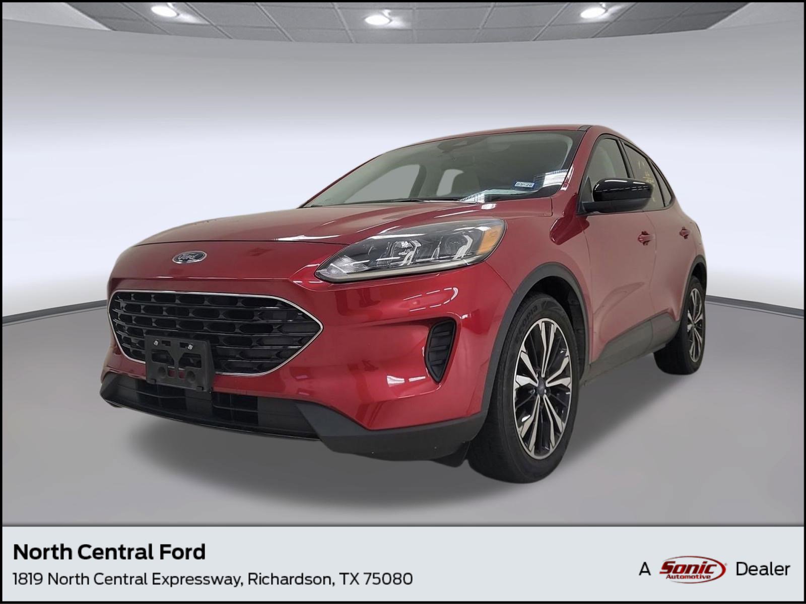 Certified 2022 Ford Escape SE w/ SE Sport Appearance Package