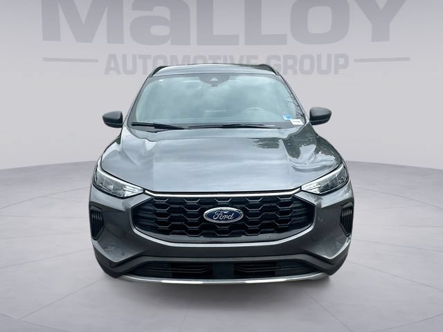 Certified 2025 Ford Escape ST-Line AWD/4WD image 8