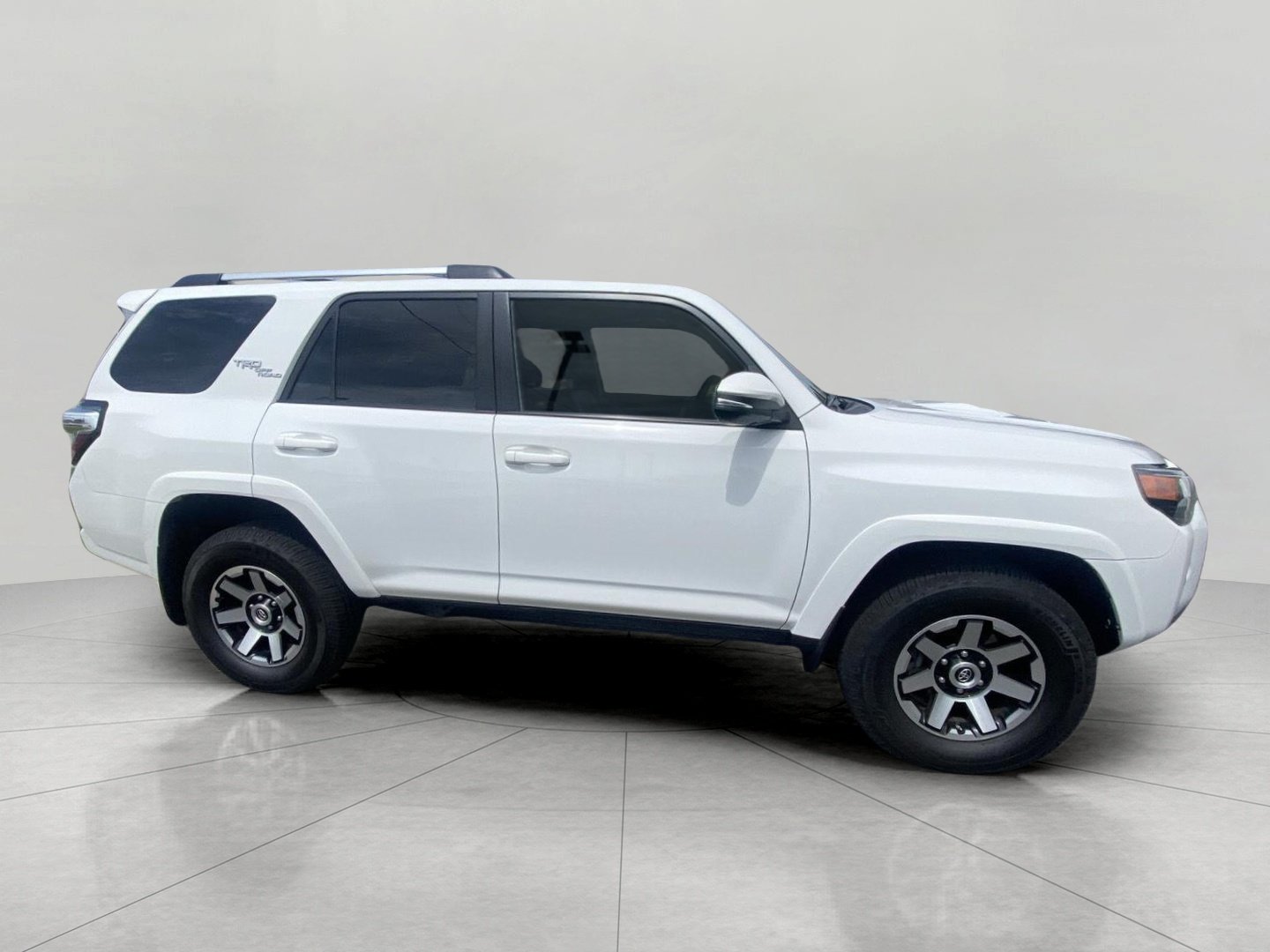 Used 2017 Toyota 4Runner TRD Off-Road Premium AWD/4WD image 9