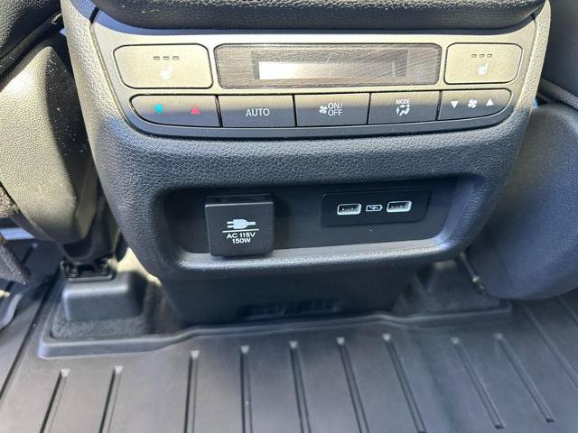 Used 2023 Honda Pilot Elite image 12