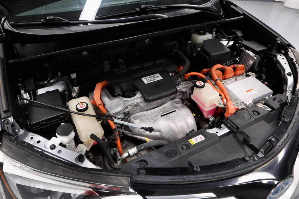 Used 2018 Toyota RAV4 Limited AWD/4WD image 16