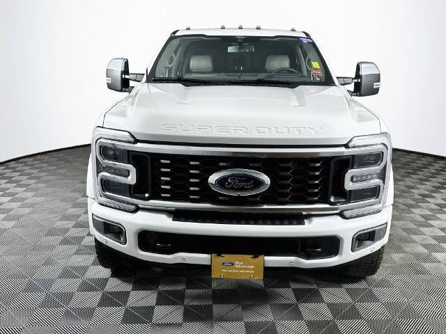 Certified 2025 Ford F450 Platinum w/ Platinum Plus Package AWD/4WD image 2