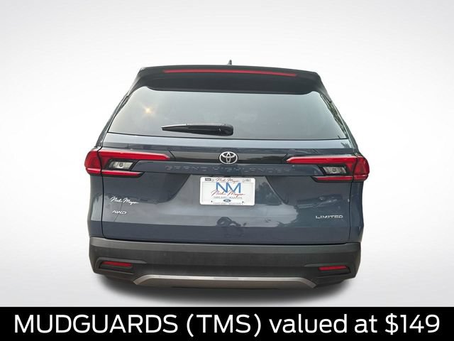 Used 2024 Toyota Grand Highlander AWD image 8