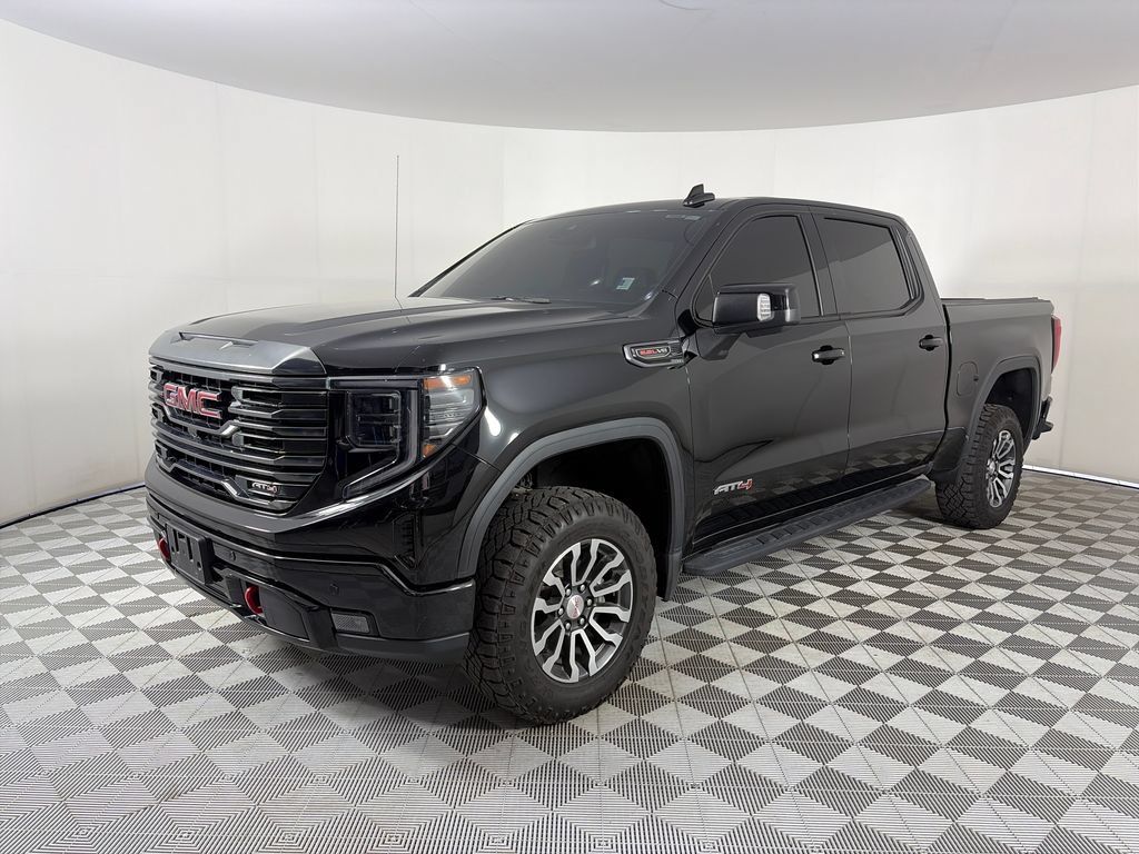 Used 2023 GMC Sierra 1500 AT4 w/ AT4 Premium Package AWD/4WD image 3