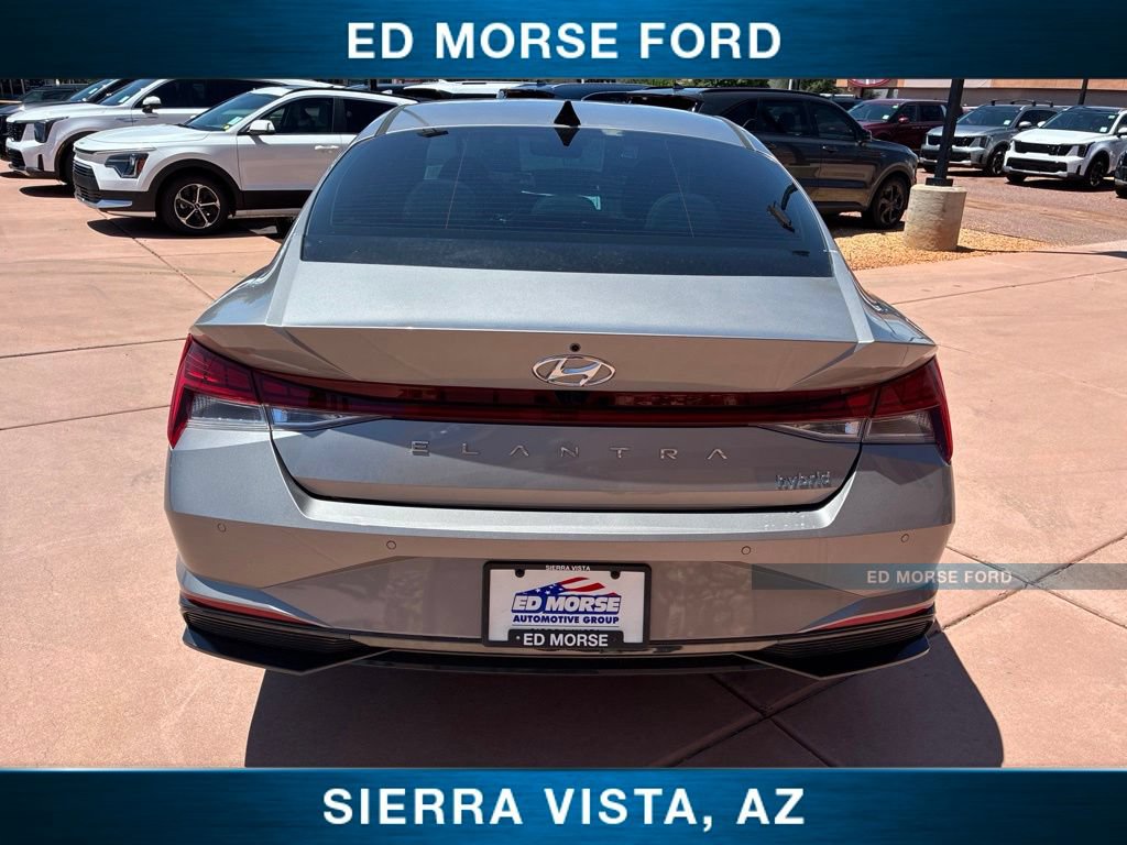 Used 2023 Hyundai Elantra Limited FWD image 8