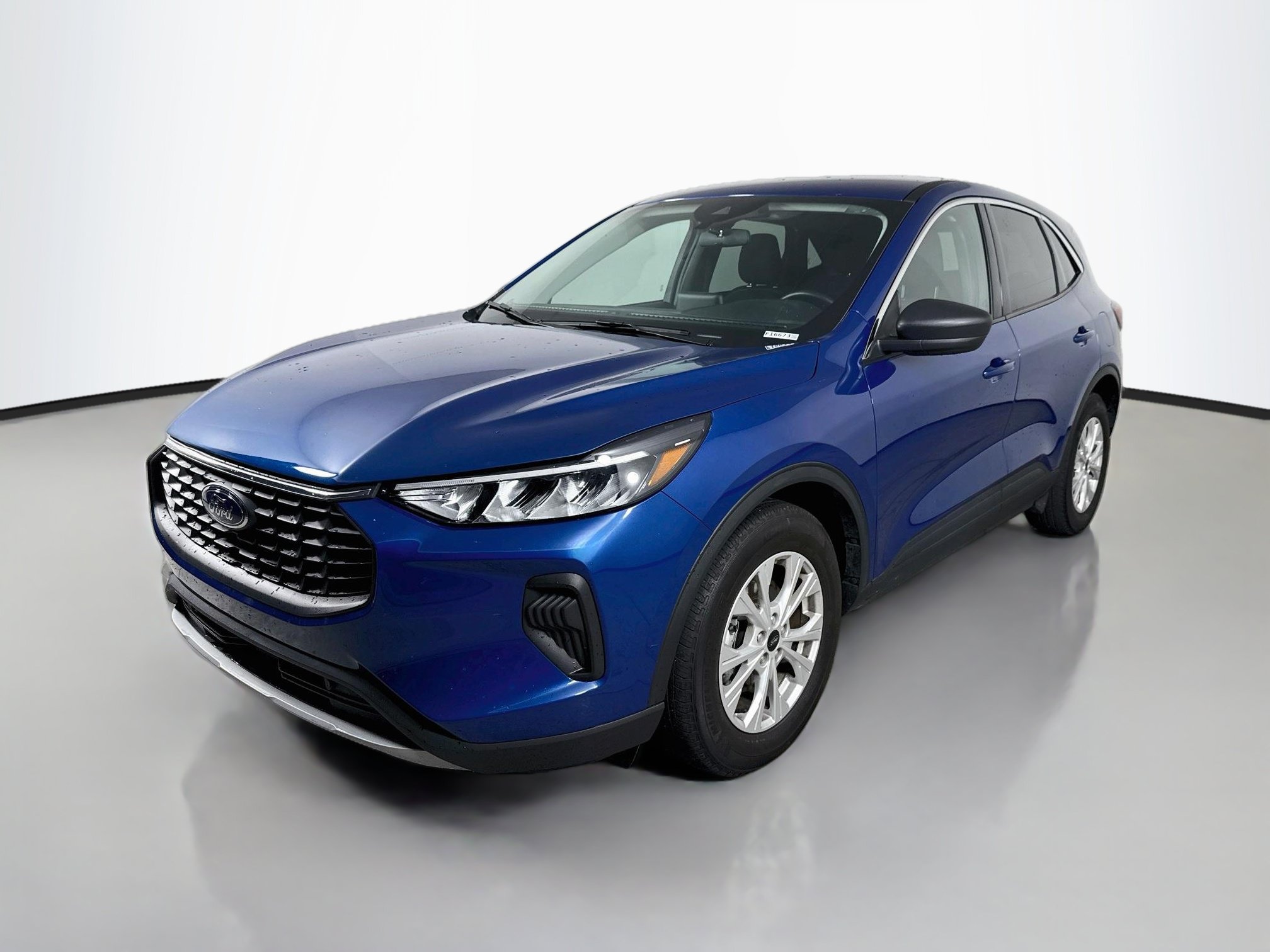 Certified 2023 Ford Escape Active w/ Cold Weather Package FWD image 7