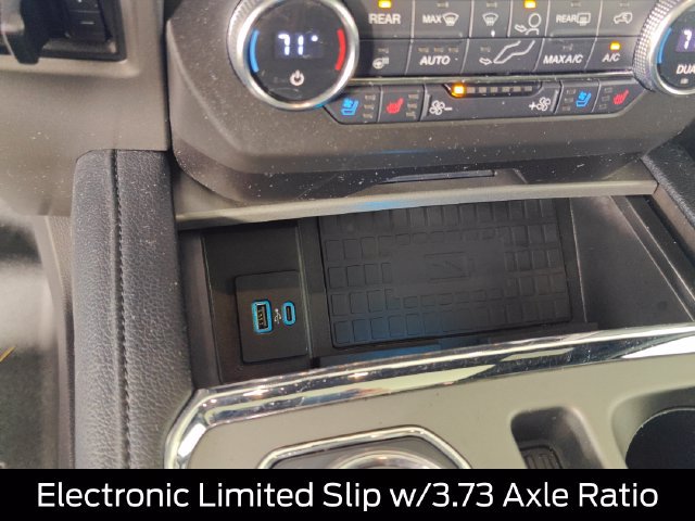 Certified 2020 Ford Expedition XLT w/ Equipment Group 202A AWD/4WD image 50
