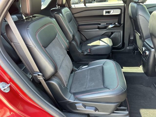 Certified 2024 Ford Explorer ST-Line w/ Class IV Trailer Tow Package AWD/4WD image 28