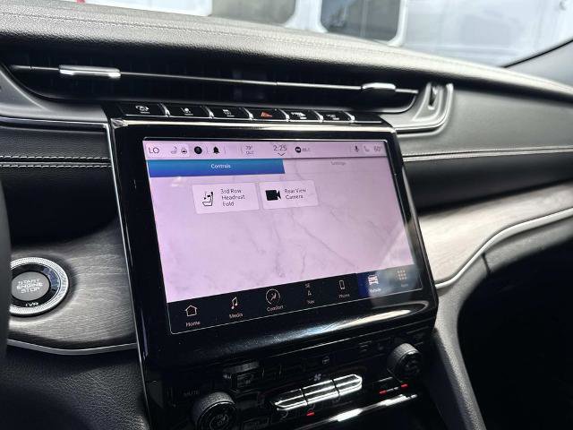 Used 2021 Jeep Grand Cherokee L Limited RWD image 24